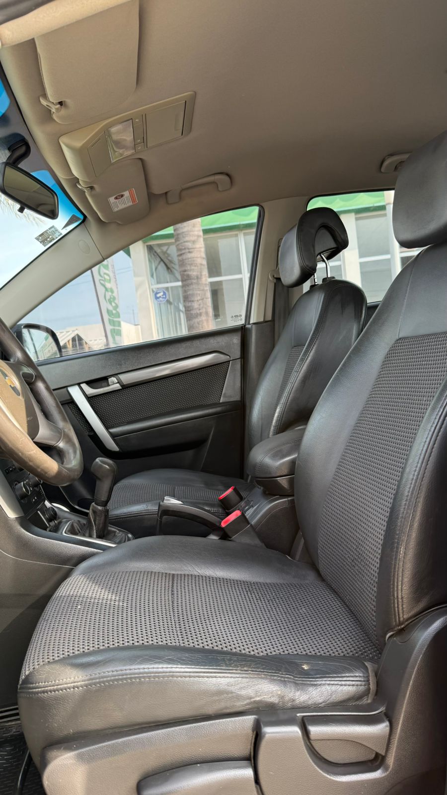 CHEVROLET - CAPTIVA LT 2.0  - MANUAL - 2011